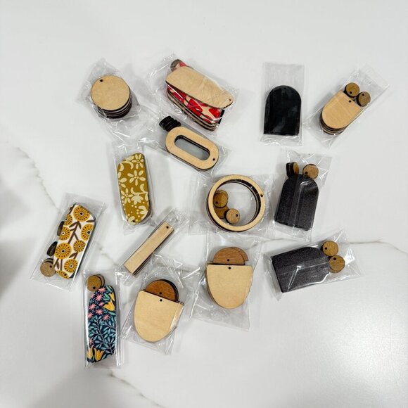 98 Piece Laser Cut Printed Wooden Charm Jewelry Earring Making Floral Boho Craft - Picture 2 of 10